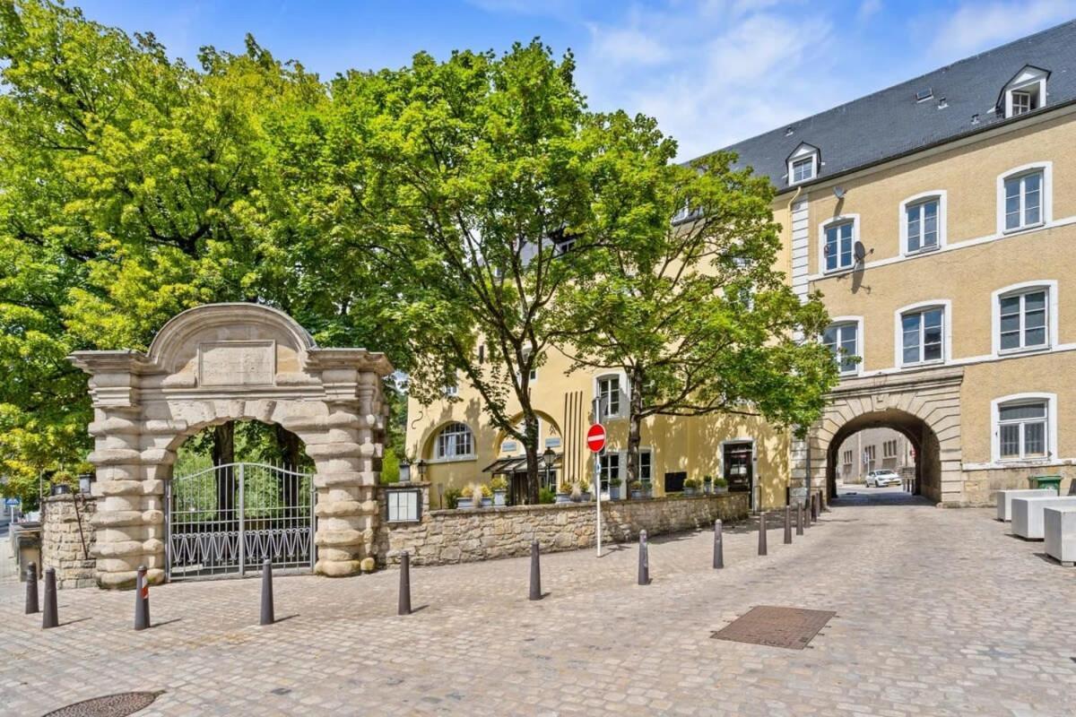 Luxurious 2Br Apt With Balcony In Luxembourg Apartment Exterior foto